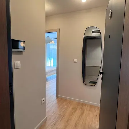 Peaceful 1br Sofa Bed With Opt Parking And Ev Charging Apartment *