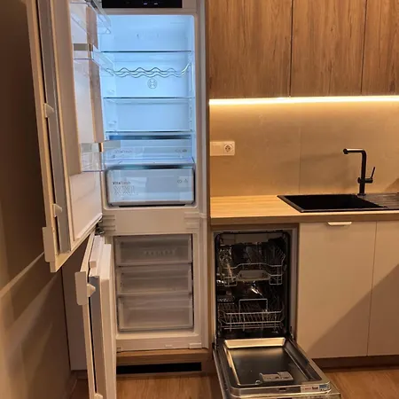 Apartament Peaceful 1br Sofa Bed With Opt Parking And Ev Charging Sofia
